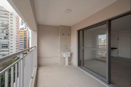 Apartamento à venda com 65m², 2 quartos e 1 vaga Apartamento à venda com 65m², 2 quartos e 1 vagaVaranda