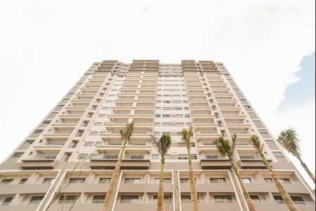 Apartamento à venda com 65m², 2 quartos e 1 vaga Apartamento à venda com 65m², 2 quartos e 1 vagaFachada