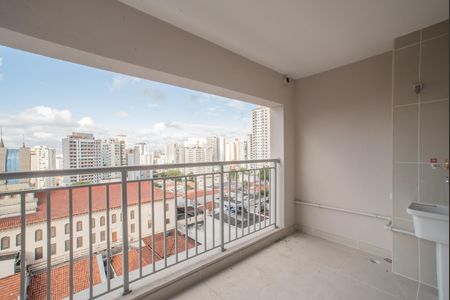 Apartamento à venda com 65m², 2 quartos e 1 vaga Apartamento à venda com 65m², 2 quartos e 1 vagaVaranda