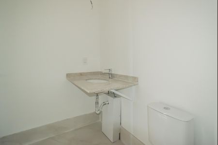 Apartamento à venda com 65m², 2 quartos e 1 vaga Apartamento à venda com 65m², 2 quartos e 1 vagaBanheiro da Suíte