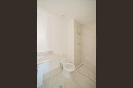 Apartamento à venda com 65m², 2 quartos e 1 vaga Apartamento à venda com 65m², 2 quartos e 1 vagaBanheiro da Suíte