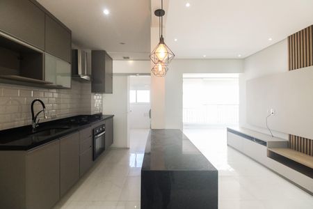 Sala  de apartamento para alugar com 2 quartos, 69m² em Chácara Seis de Outubro, São Paulo
