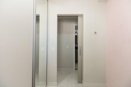 Apartamento para alugar com 69m², 2 quartos e 1 vaga Apartamento para alugar com 69m², 2 quartos e 1 vagaQuarto