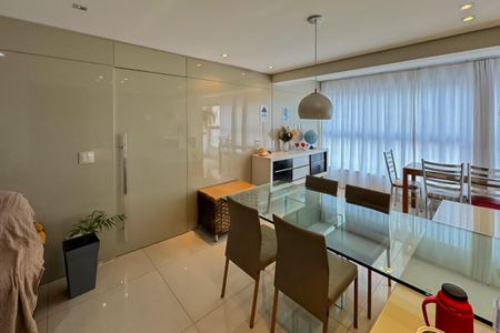 Apartamento para alugar com 95m², 3 quartos e 2 vagas