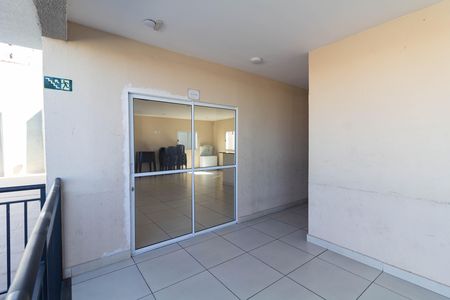 Apartamento para alugar com 42m², 2 quartos e 1 vaga Apartamento para alugar com 42m², 2 quartos e 1 vagaÁrea comum - Salão de festas