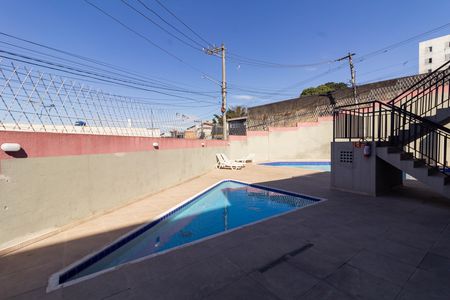 Apartamento para alugar com 42m², 2 quartos e 1 vaga Apartamento para alugar com 42m², 2 quartos e 1 vagaÁrea comum - Piscina