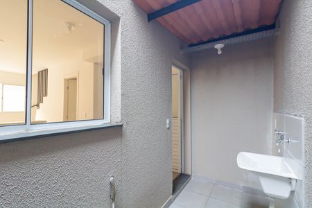 Apartamento para alugar com 42m², 2 quartos e 1 vaga Apartamento para alugar com 42m², 2 quartos e 1 vagaÁrea de Serviço