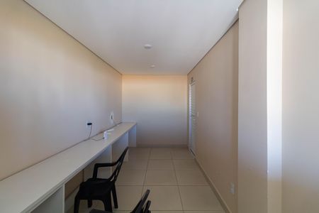 Área comum de apartamento para alugar com 2 quartos, 42m² em Jardim Robru, São Paulo