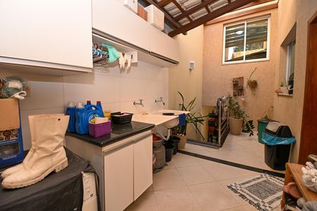 Casa para alugar com 361m², 3 quartos e 3 vagas Casa para alugar com 361m², 3 quartos e 3 vagasÁrea de Serviço