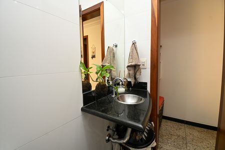 Casa para alugar com 361m², 3 quartos e 3 vagas Casa para alugar com 361m², 3 quartos e 3 vagasLavabo