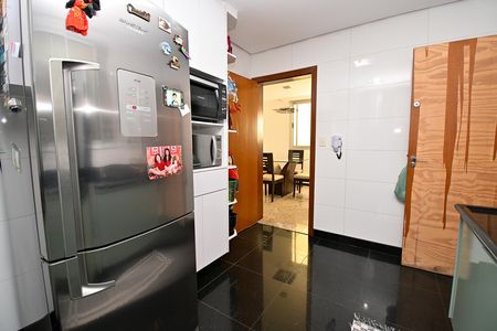 Casa para alugar com 361m², 3 quartos e 3 vagas Casa para alugar com 361m², 3 quartos e 3 vagasCozinha