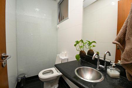 Casa para alugar com 361m², 3 quartos e 3 vagas Casa para alugar com 361m², 3 quartos e 3 vagasLavabo