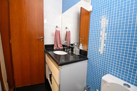 Casa para alugar com 361m², 3 quartos e 3 vagas Casa para alugar com 361m², 3 quartos e 3 vagasBanheiro da Suíte