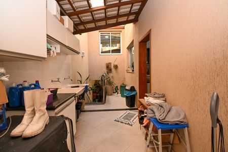 Casa para alugar com 361m², 3 quartos e 3 vagas Casa para alugar com 361m², 3 quartos e 3 vagasÁrea de Serviço