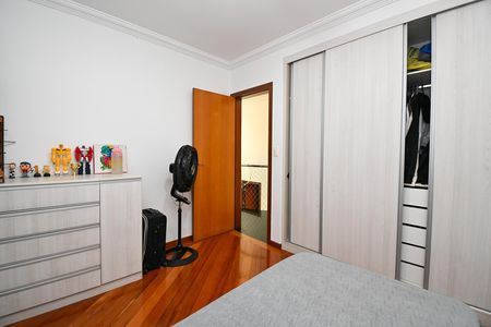 Casa para alugar com 361m², 3 quartos e 3 vagas Casa para alugar com 361m², 3 quartos e 3 vagasQuarto 1