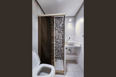 Banheiro Social  de apartamento para alugar com 2 quartos, 72m² em Tijuca, Rio de Janeiro