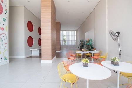 Apartamento para alugar com 67m², 2 quartos e 1 vaga Apartamento para alugar com 67m², 2 quartos e 1 vagaÁrea comum - Salão de festas