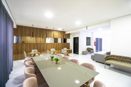 Studio para alugar com 24m², 1 quarto e sem vaga Studio para alugar com 24m², 1 quarto e sem vagaSalão de festas