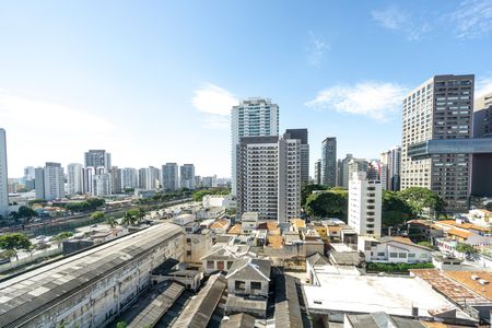Varanda de kitnet/studio para alugar com 1 quarto, 24m² em Vila Azevedo, São Paulo