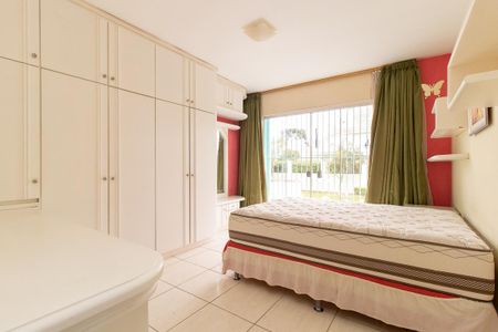 Casa à venda com 195m², 3 quartos e 2 vagas Casa à venda com 195m², 3 quartos e 2 vagasQuarto 1