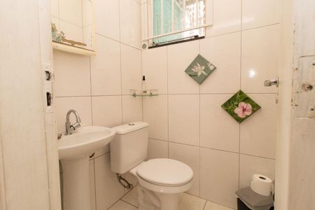 Casa à venda com 195m², 3 quartos e 2 vagas Casa à venda com 195m², 3 quartos e 2 vagasLavabo