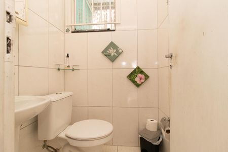 Casa à venda com 195m², 3 quartos e 2 vagas Casa à venda com 195m², 3 quartos e 2 vagasLavabo