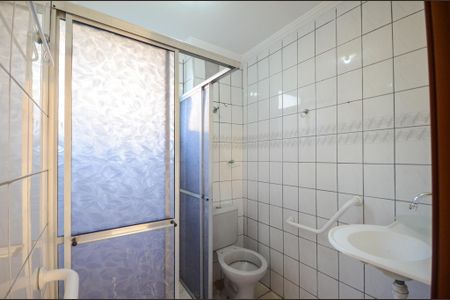 Banheiro de apartamento à venda com 2 quartos, 62m² em Parque Pan Americano, São Paulo
