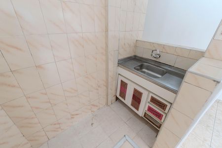 Cozinha de kitnet/studio para alugar com 1 quarto, 30m² em Bela Vista, São Paulo