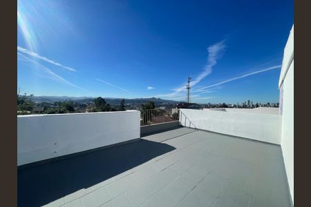 Apartamento para alugar com 70m², 2 quartos e 1 vaga