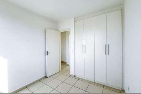 Apartamento à venda com 3 quartos, 68m² em Vila Amaral, Belo Horizonte