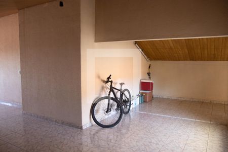 Casa à venda com 240m², 4 quartos e 3 vagas