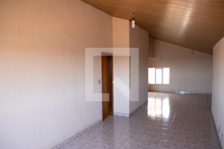Casa à venda com 240m², 4 quartos e 3 vagas