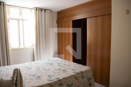 Casa à venda com 240m², 4 quartos e 3 vagas