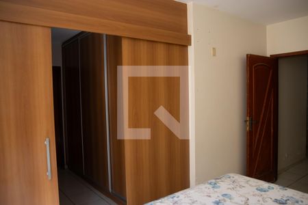 Casa à venda com 4 quartos, 240m² em Jardim Novo Mundo, Goiânia