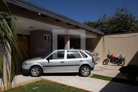 Casa à venda com 240m², 4 quartos e 3 vagas