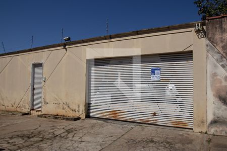 Casa à venda com 240m², 4 quartos e 3 vagas