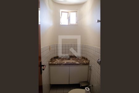 Casa à venda com 240m², 4 quartos e 3 vagas
