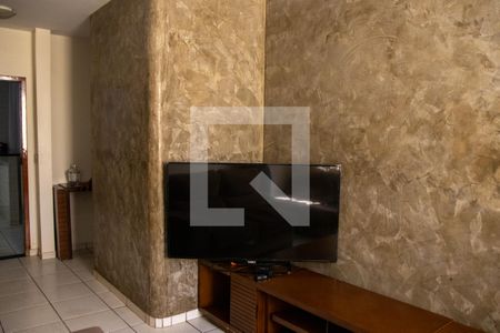 Casa à venda com 240m², 4 quartos e 3 vagas