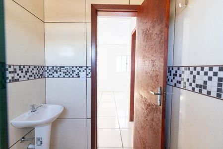 Banheiro de casa para alugar com 2 quartos, 49m² em Belém Novo, Porto Alegre