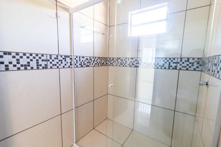 Banheiro de casa para alugar com 2 quartos, 49m² em Belém Novo, Porto Alegre