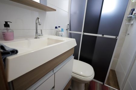 Casa à venda com 150m², 3 quartos e 2 vagas Casa à venda com 150m², 3 quartos e 2 vagasBanheiro Suíte