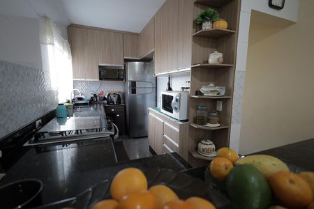 Casa à venda com 150m², 3 quartos e 2 vagas Casa à venda com 150m², 3 quartos e 2 vagasCozinha