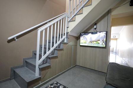 Casa à venda com 150m², 3 quartos e 2 vagas Casa à venda com 150m², 3 quartos e 2 vagasSala