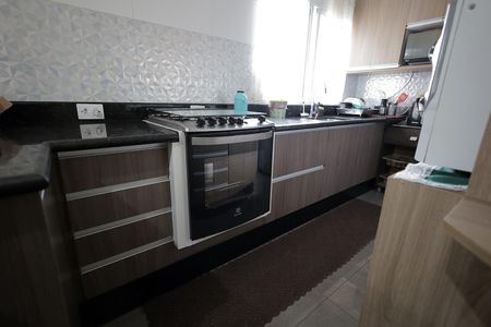 Casa à venda com 150m², 3 quartos e 2 vagas Casa à venda com 150m², 3 quartos e 2 vagasCozinha