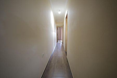 Casa à venda com 150m², 3 quartos e 2 vagas Casa à venda com 150m², 3 quartos e 2 vagasCorredor
