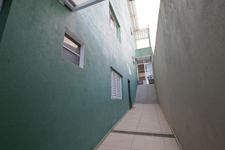 Casa à venda com 150m², 3 quartos e 2 vagas Casa à venda com 150m², 3 quartos e 2 vagasCorredor
