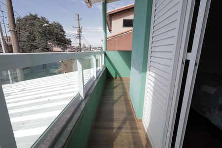 Casa à venda com 150m², 3 quartos e 2 vagas Casa à venda com 150m², 3 quartos e 2 vagasSacada