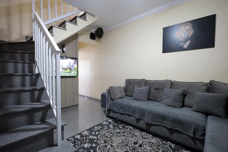 Casa à venda com 150m², 3 quartos e 2 vagas Casa à venda com 150m², 3 quartos e 2 vagasSala