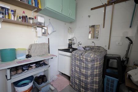 Casa à venda com 150m², 3 quartos e 2 vagas Casa à venda com 150m², 3 quartos e 2 vagasÁrea de Serviço
