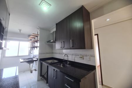 Apartamento para alugar com 50m², 2 quartos e 1 vaga Apartamento para alugar com 50m², 2 quartos e 1 vagaCozinha e Área de Serviço